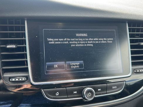 Used 2020 Buick Encore Preferred w/ Safety Package FWD image 13