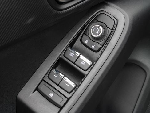 New 2025 Subaru Crosstrek 2.5i Limited w/ Popular Package #3A image 16