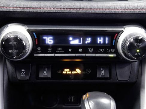 Used 2023 Toyota RAV4 SE w/ Weather & Moonroof Package image 30