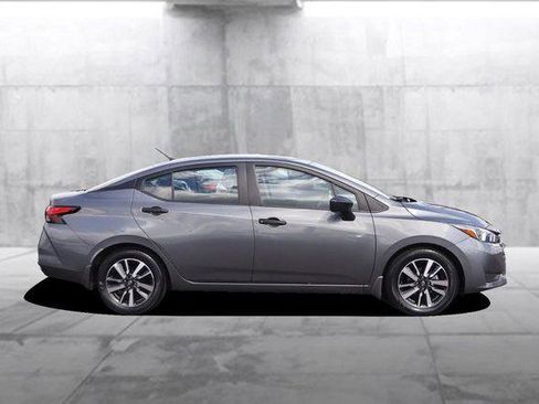 Used 2024 Nissan Versa S w/ S Plus Package FWD image 5