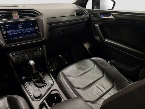 Used 2019 Volkswagen Tiguan SEL Premium R-Line image 30