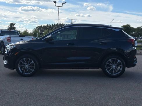 Used 2021 Buick Encore GX Select w/ Sport Touring Package FWD image 5