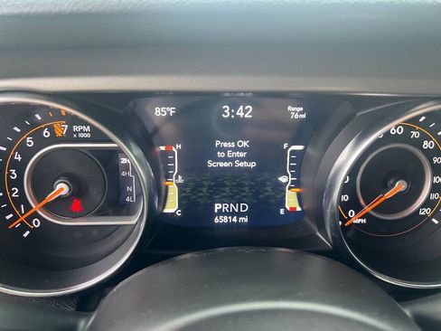 Used 2021 Jeep Gladiator Sport AWD/4WD image 24