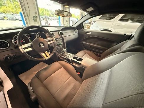 Used 2008 Ford Mustang Coupe RWD image 7