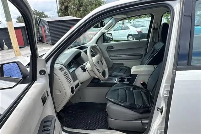 Used 2012 Ford Escape XLS FWD image 3