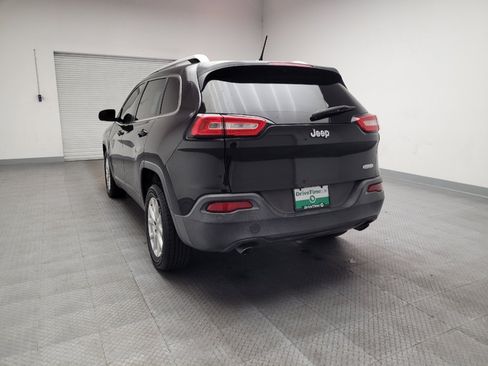 Used 2014 Jeep Cherokee Latitude FWD image 6