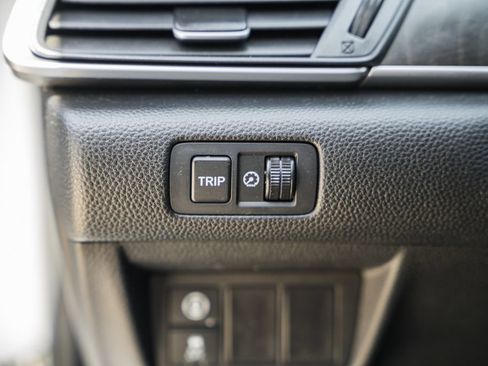 Used 2021 Honda Accord EX image 40