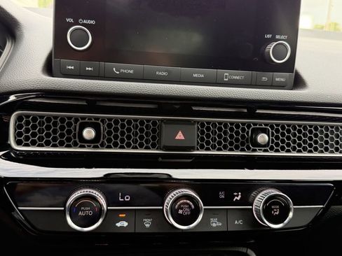 Used 2025 Honda Civic Sport image 24