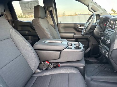New 2026 Chevrolet Silverado 1500 Custom image 11
