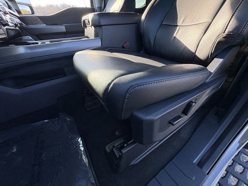 New 2026 Ford F250 Lariat w/ Tremor Off-Road Package image 32