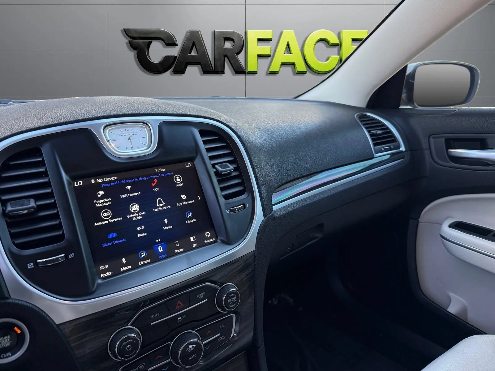 Used 2019 Chrysler 300 Touring AWD/4WD image 37