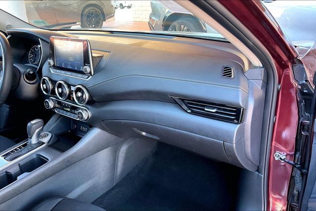 Used 2025 Nissan Sentra SV w/ All-Weather Package FWD image 16