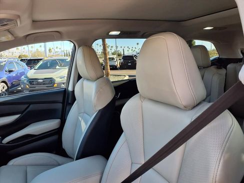 Used 2022 Subaru Ascent Limited w/ Technology Package image 27