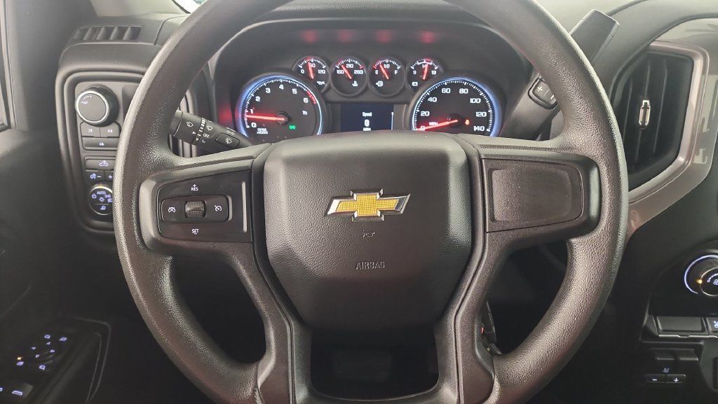 Used 2022 Chevrolet Silverado 2500 Custom w/ Custom Value Package AWD/4WD image 12