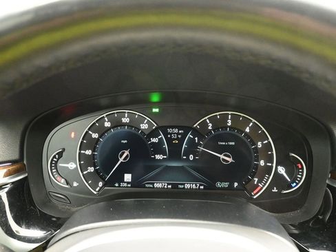 Used 2019 BMW 540i xDrive w/ M Sport Package image 19