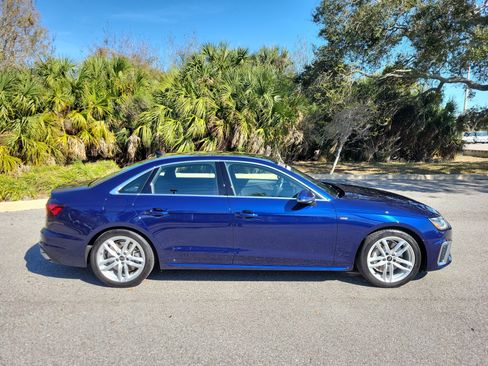 Used 2023 Audi A4 2.0T Premium w/ Convenience Package image 3