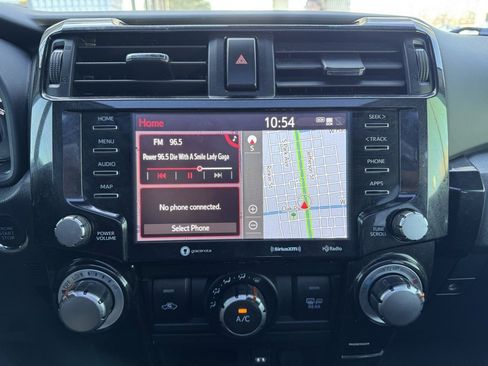 Used 2021 Toyota 4Runner Venture image 11