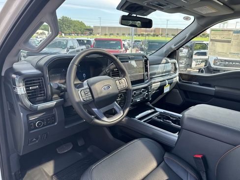 New 2025 Ford F250 Lariat w/ Lariat Ultimate Package image 13