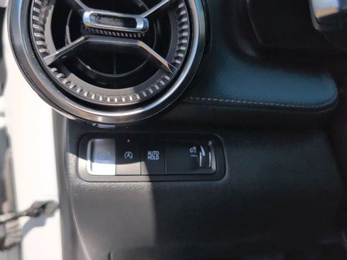 Used 2025 Chevrolet Equinox LT w/ Convenience Package II FWD image 30