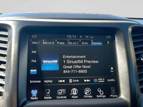 Used 2017 Jeep Cherokee Limited AWD/4WD image 29