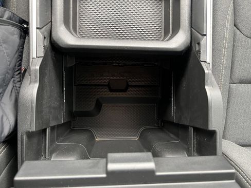 Used 2019 RAM 1500 Big Horn image 25