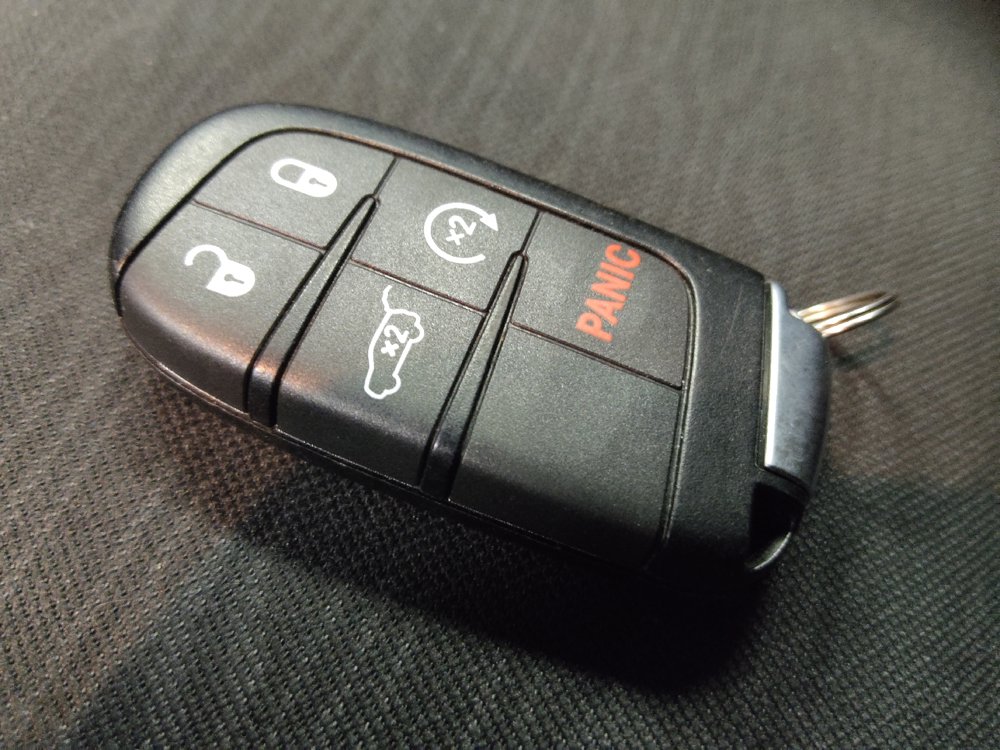 Used 2023 Dodge Durango GT RWD image 32