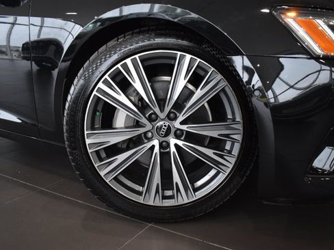 Used 2022 Audi A6 Premium Plus w/ Premium Plus Package AWD/4WD image 2