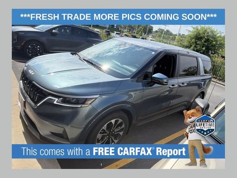 Used 2024 Kia Carnival EX FWD image 1