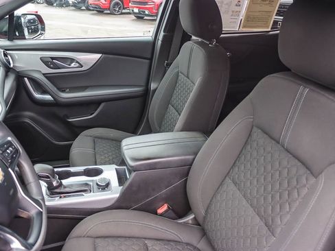 Used 2021 Chevrolet Blazer LT image 39