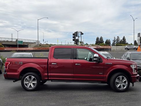Used 2017 Ford F150 Platinum w/ Equipment Group 701A Luxury AWD/4WD image 3