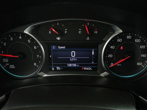 Used 2019 Chevrolet Equinox LT w/ Driver Convenience Package FWD image 34