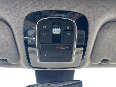 Used 2022 Hyundai Santa Fe Limited image 13