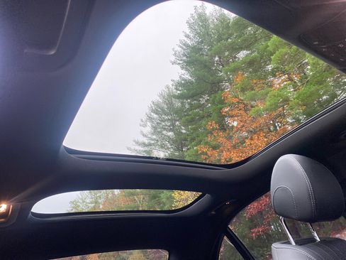 Used 2020 Mercedes-Benz E 350 4MATIC Sedan image 23