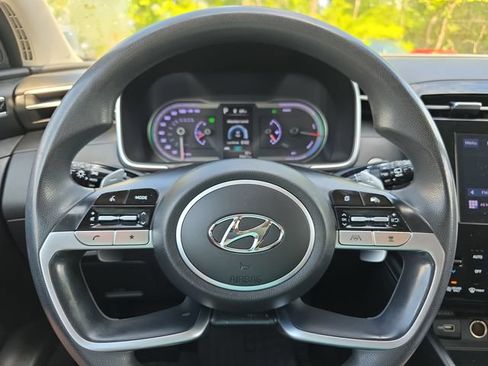 Used 2022 Hyundai Tucson Blue AWD/4WD image 18