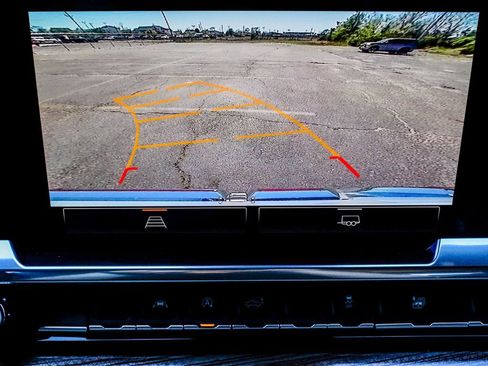 Used 2025 GMC Sierra 1500 Elevation AWD/4WD image 19