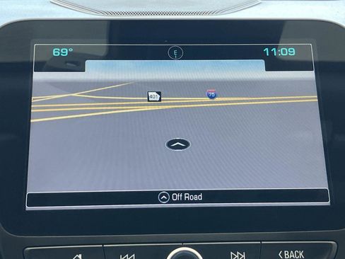 Used 2017 Chevrolet Malibu Premier w/ Premier Sun and Wheel Package image 18