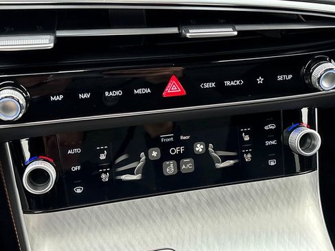 New 2026 Genesis GV70 2.5T Sport Prestige image 18