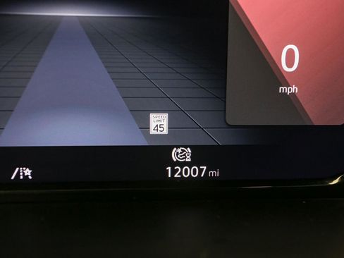 Used 2025 Volkswagen Atlas Cross Sport SEL R-Line image 42