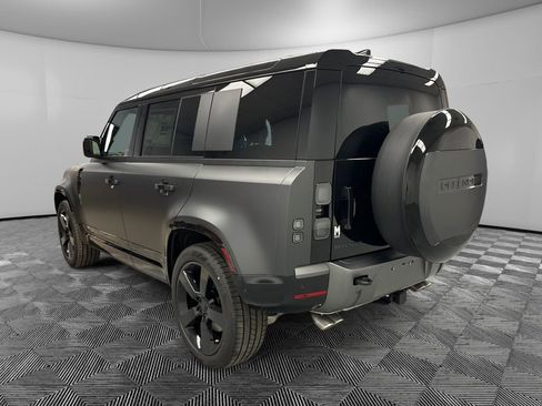 New 2026 Land Rover Defender 110 V8 AWD/4WD image 3