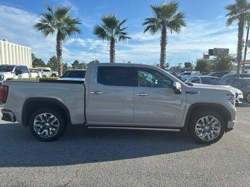 Used 2026 GMC Sierra 1500 Denali w/ Denali Reserve Package AWD/4WD image 2