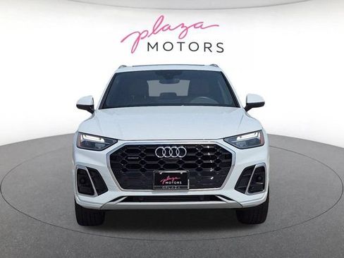 Certified 2023 Audi Q5 2.0T Premium Plus w/ Premium Plus Package AWD/4WD image 2