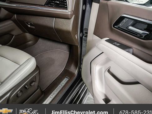Certified 2025 Chevrolet Tahoe LT AWD/4WD image 25