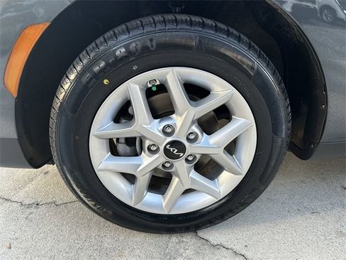 Used 2024 Kia Soul LX w/ Option Group 015 image 19