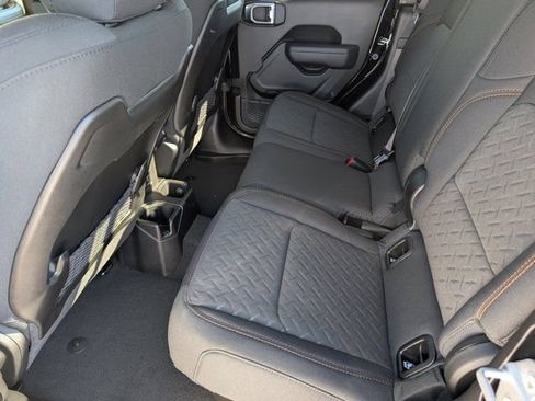 New 2026 Jeep Gladiator Mojave image 25