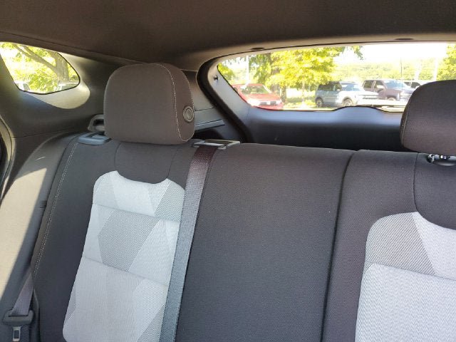 Used 2025 Chevrolet Trax RS w/ Driver Confidence Package FWD image 12