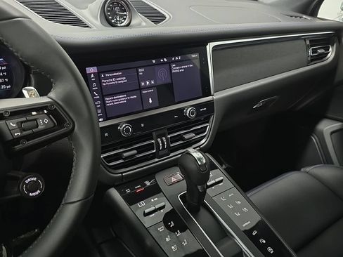 Certified 2026 Porsche Macan GTS AWD/4WD image 15