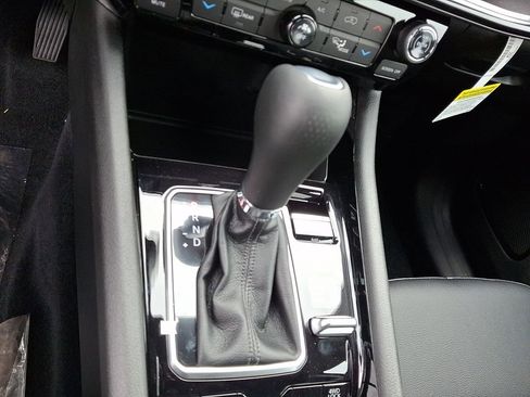 New 2026 Jeep Compass Limited image 16