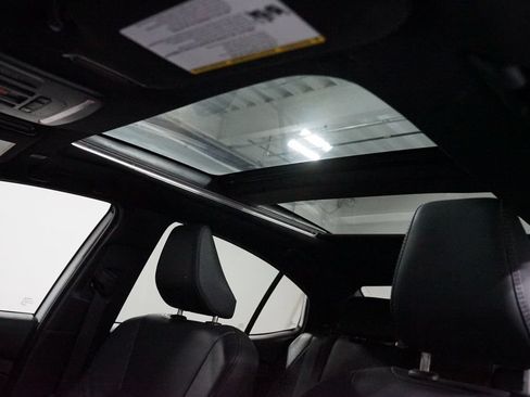 Certified 2025 Toyota Camry XSE FWD image 33