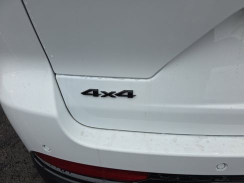 New 2025 Jeep Grand Cherokee Limited image 30