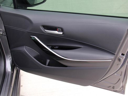 Used 2022 Toyota Corolla XSE w/ Carpet Mat Package (TMS) image 23